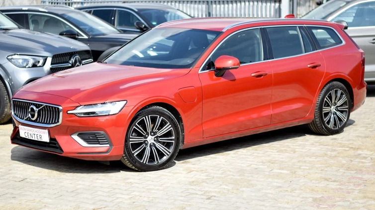 Volvo V60 cena 127920 przebieg: 159000, rok produkcji 2020 z Radzionków małe 781